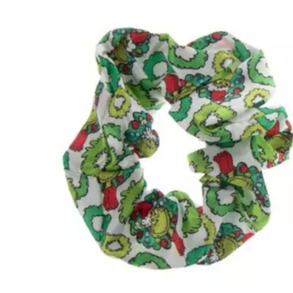 The Grinch Christmas 2024 Hair Scrunchie Set - Picture 2 of 6
